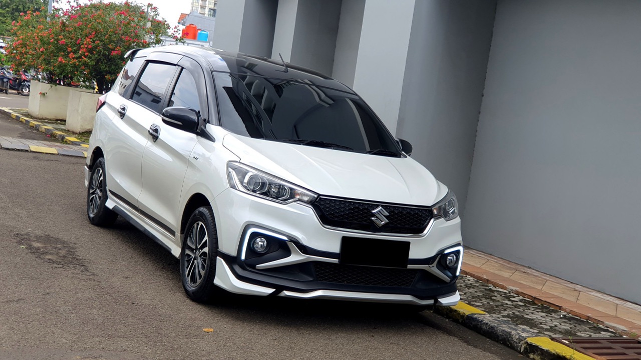 Suzuki Ertiga 1.5 SS Automatic