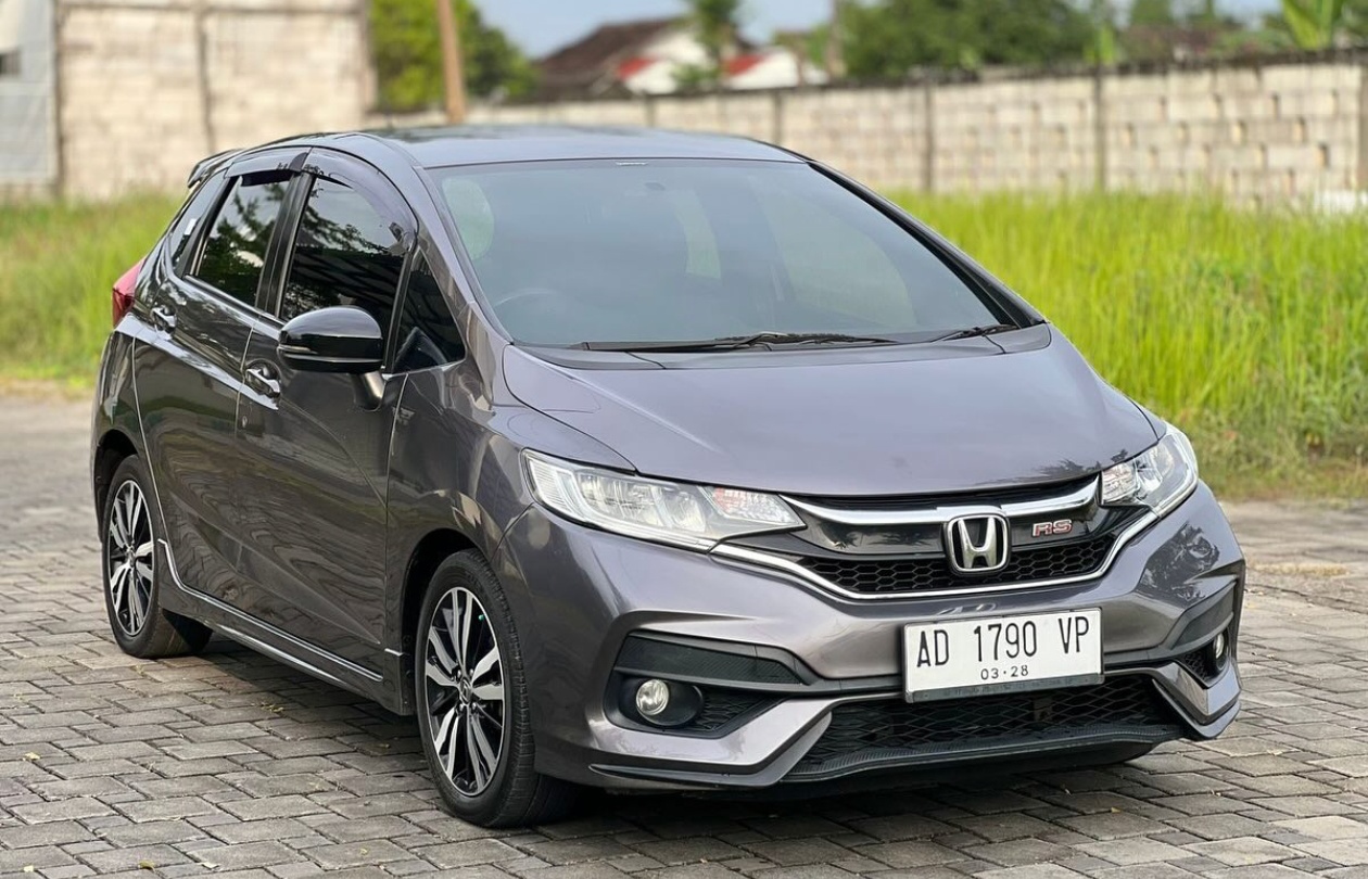 Honda Jazz 1.5 RS AT