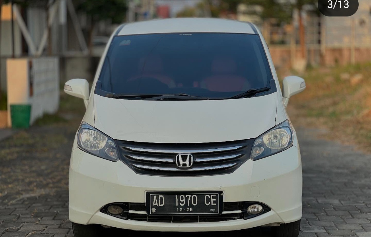 Honda Freed 1.5 PSD AT