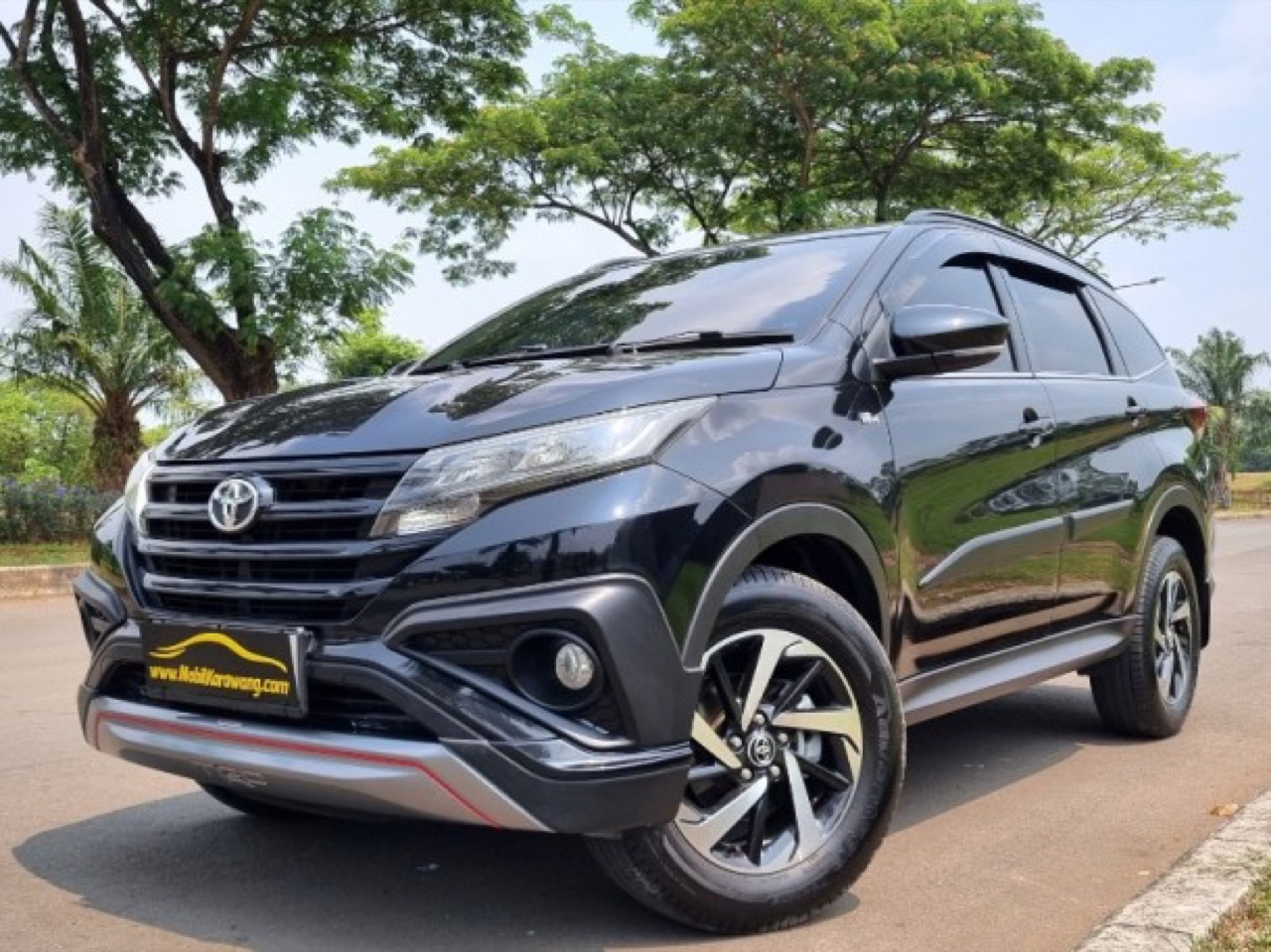 Toyota Rush 1.5 TRD Sportivo Automatic