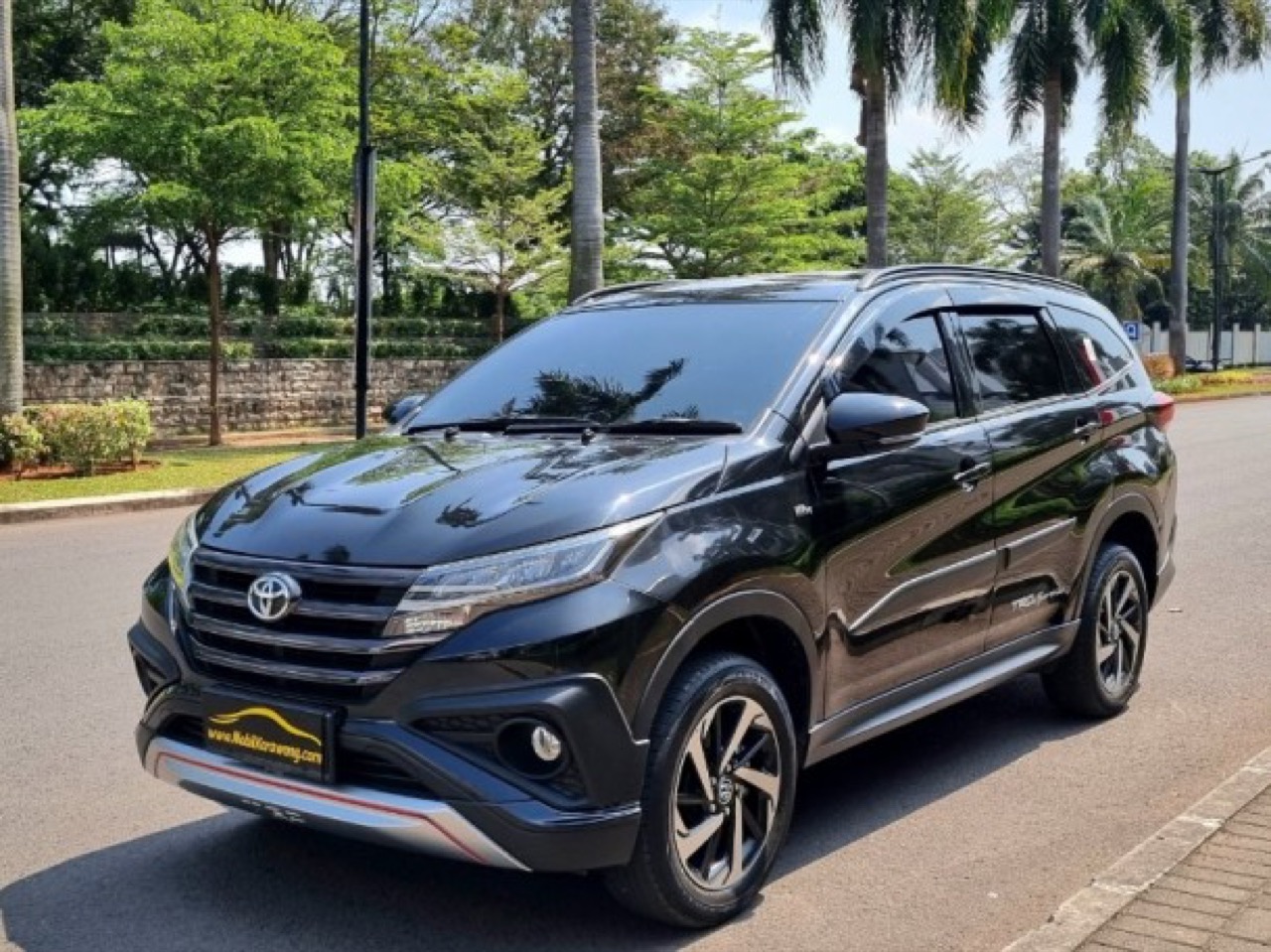 Toyota Rush 1.5 TRD Sportivo Automatic