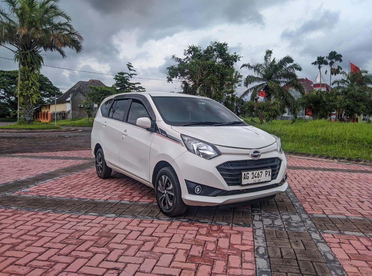 Daihatsu Sigra 1.2 X Manual