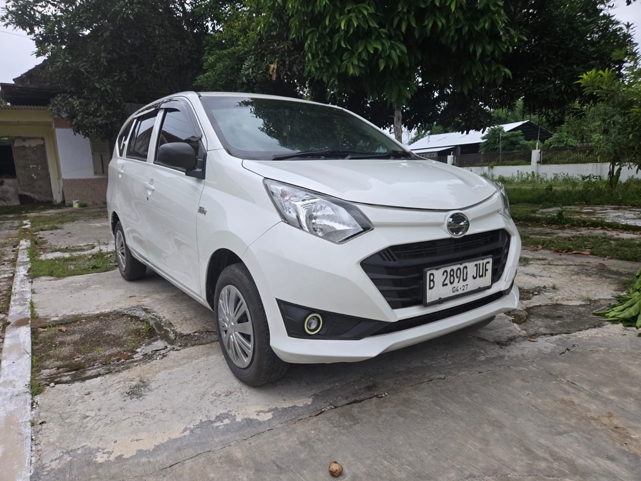 Daihatsu Sigra 1.2 D Manual