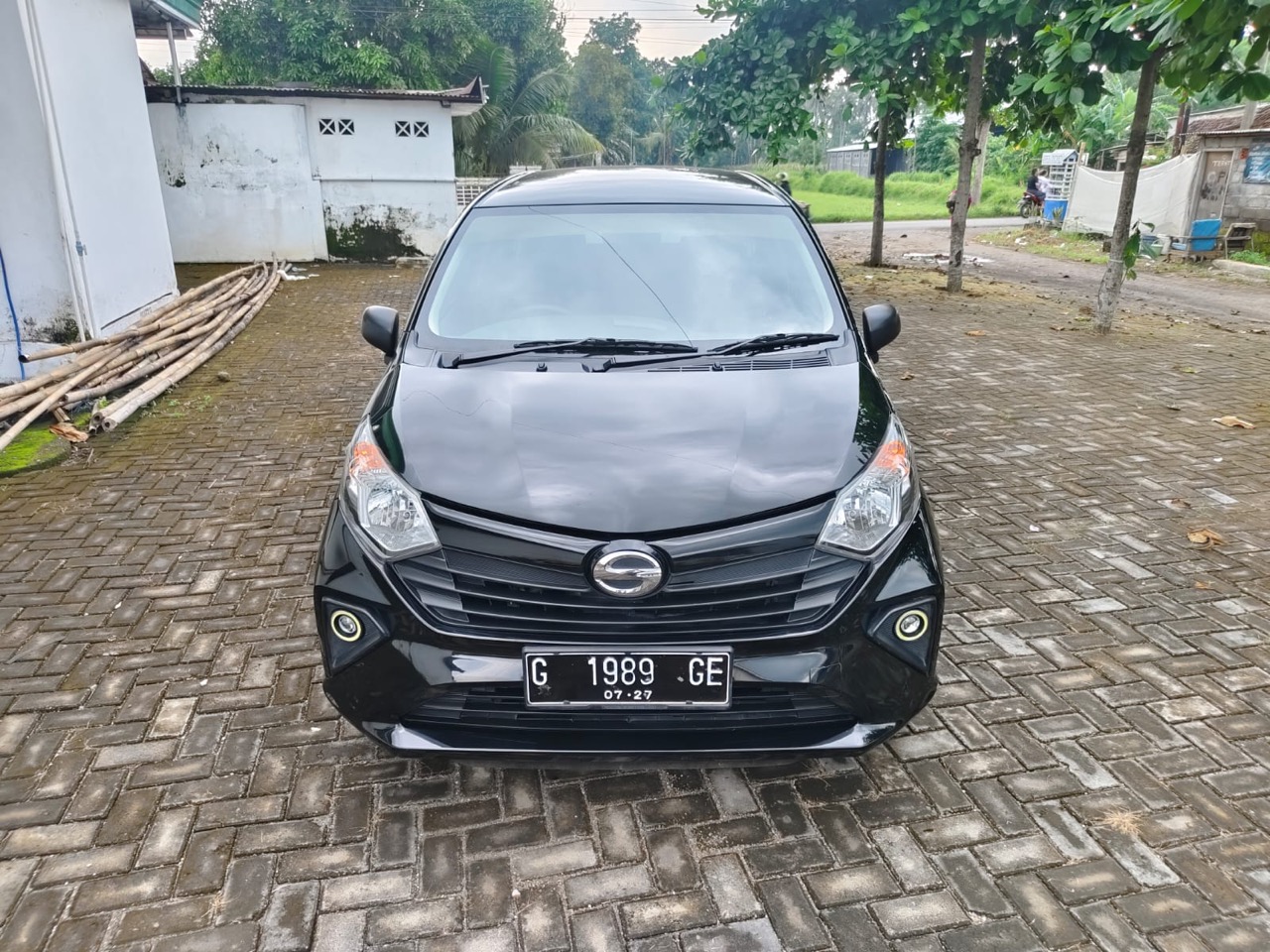 Daihatsu Sigra 1.0 D Manual