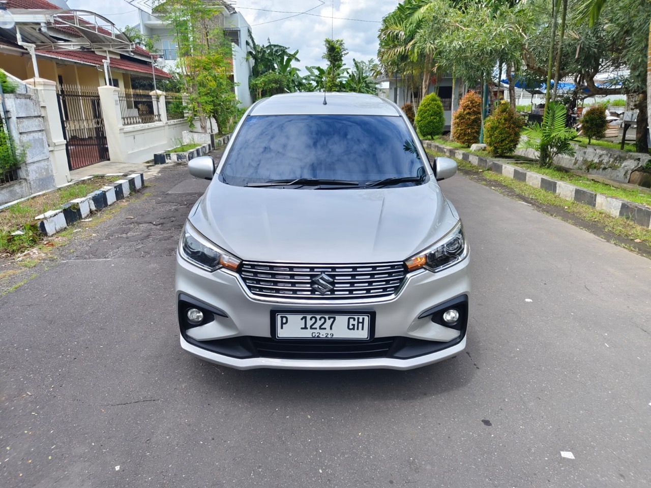 Suzuki Ertiga 1.5 GL Facelift Manual