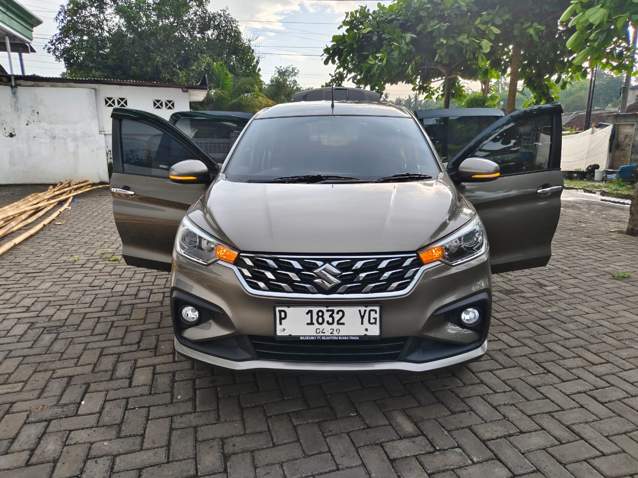 Suzuki Ertiga 1.5 GX Automatic