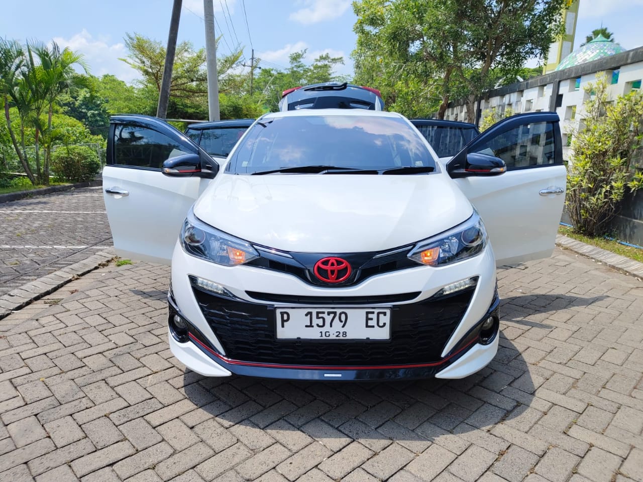 Toyota Yaris 1.5 TRD S Manual