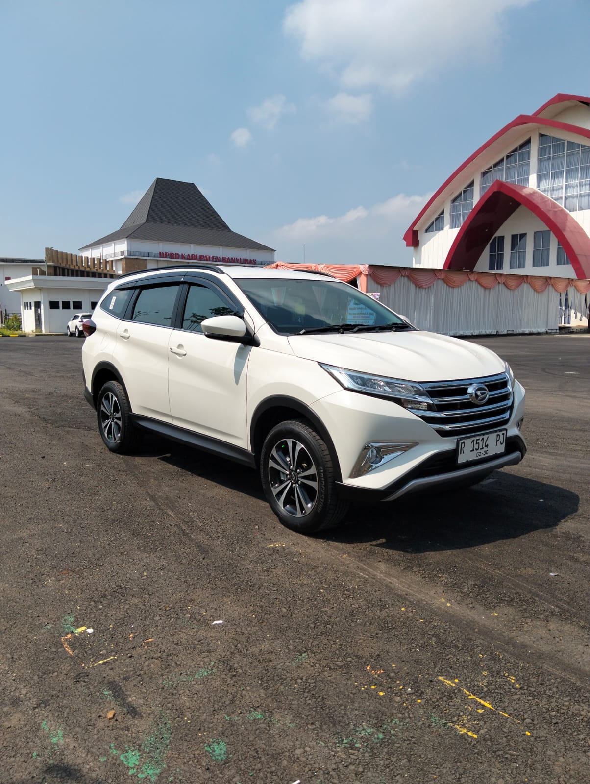 Daihatsu Terios 1.5 R MT