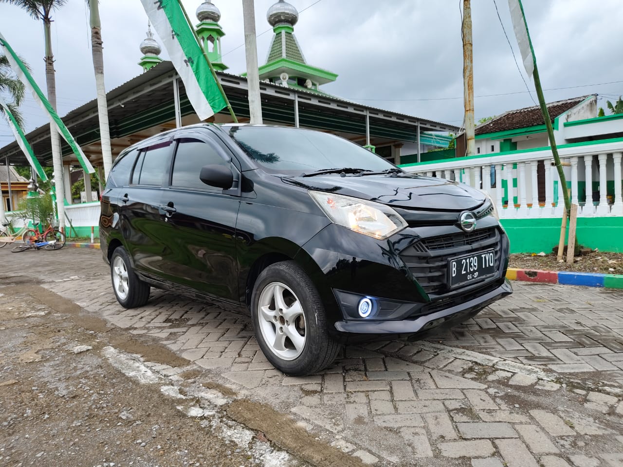 Daihatsu Sigra 1.0 D Manual