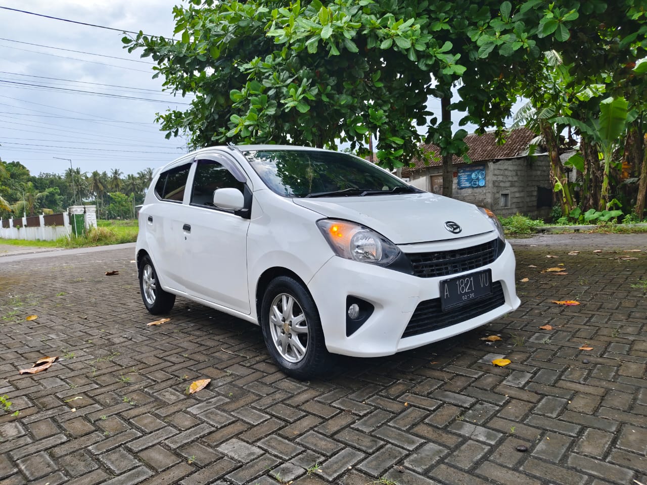 Daihastu Ayla 1.0 D+ Manual