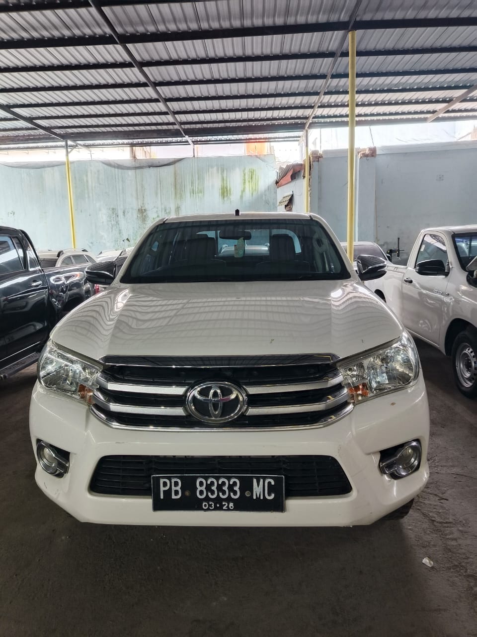Toyota Hilux G DC MT