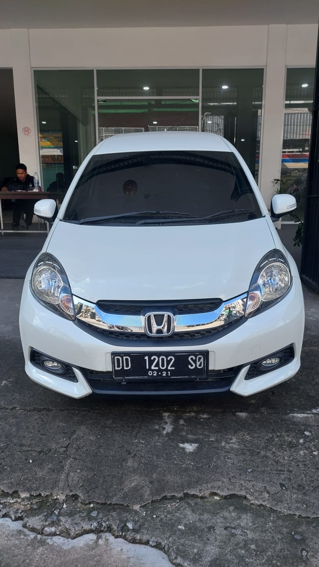 Honda Mobilio E MT