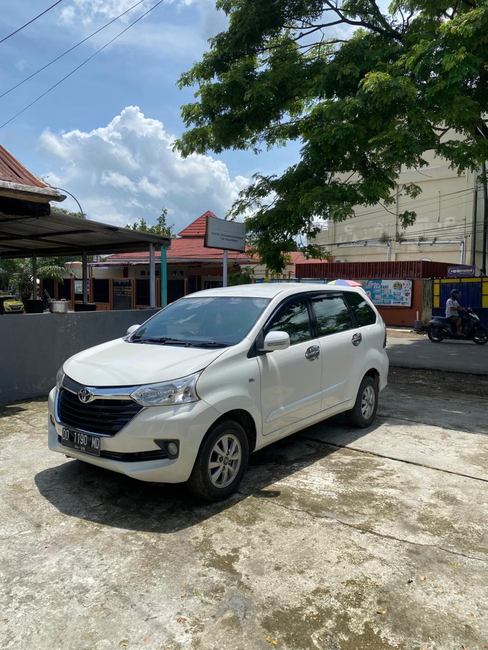 TOYOTA AVANZA 1.3 G MT