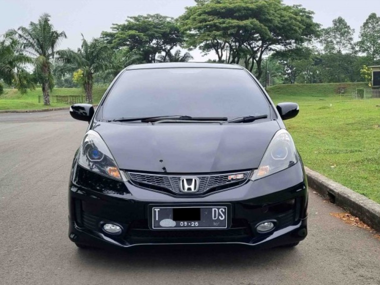 Honda Jazz 1.5 RS Automatic