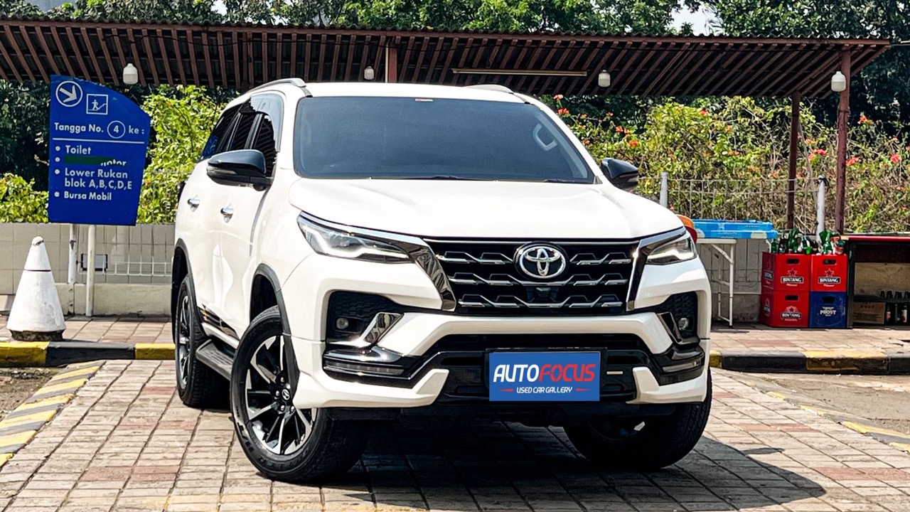 Toyota Fortuner 2.8 VRZ GR Sport Automatic