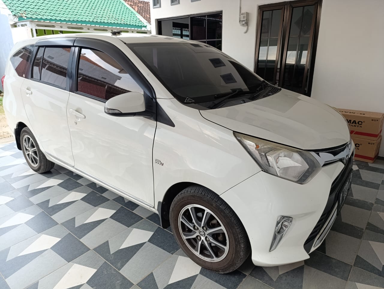 Toyota Calya 1.2 G AT