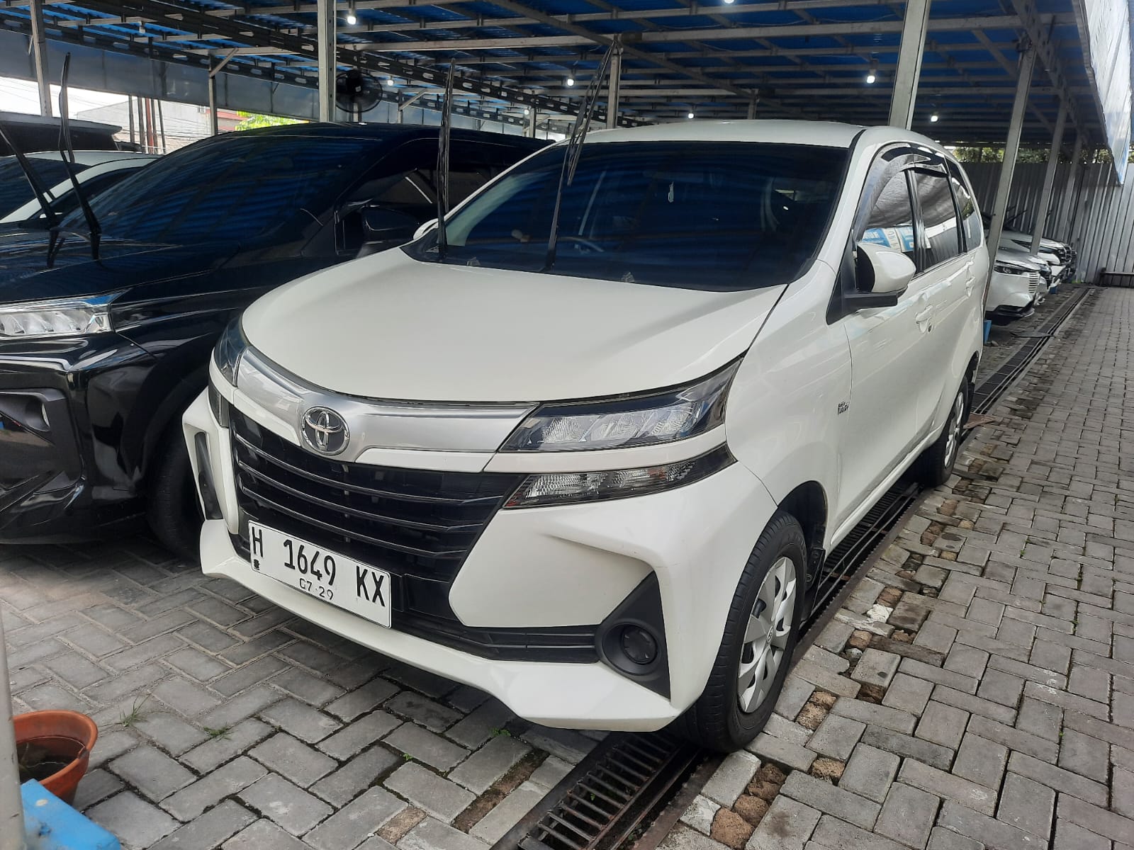 Toyota Avanza 1.3 E MT