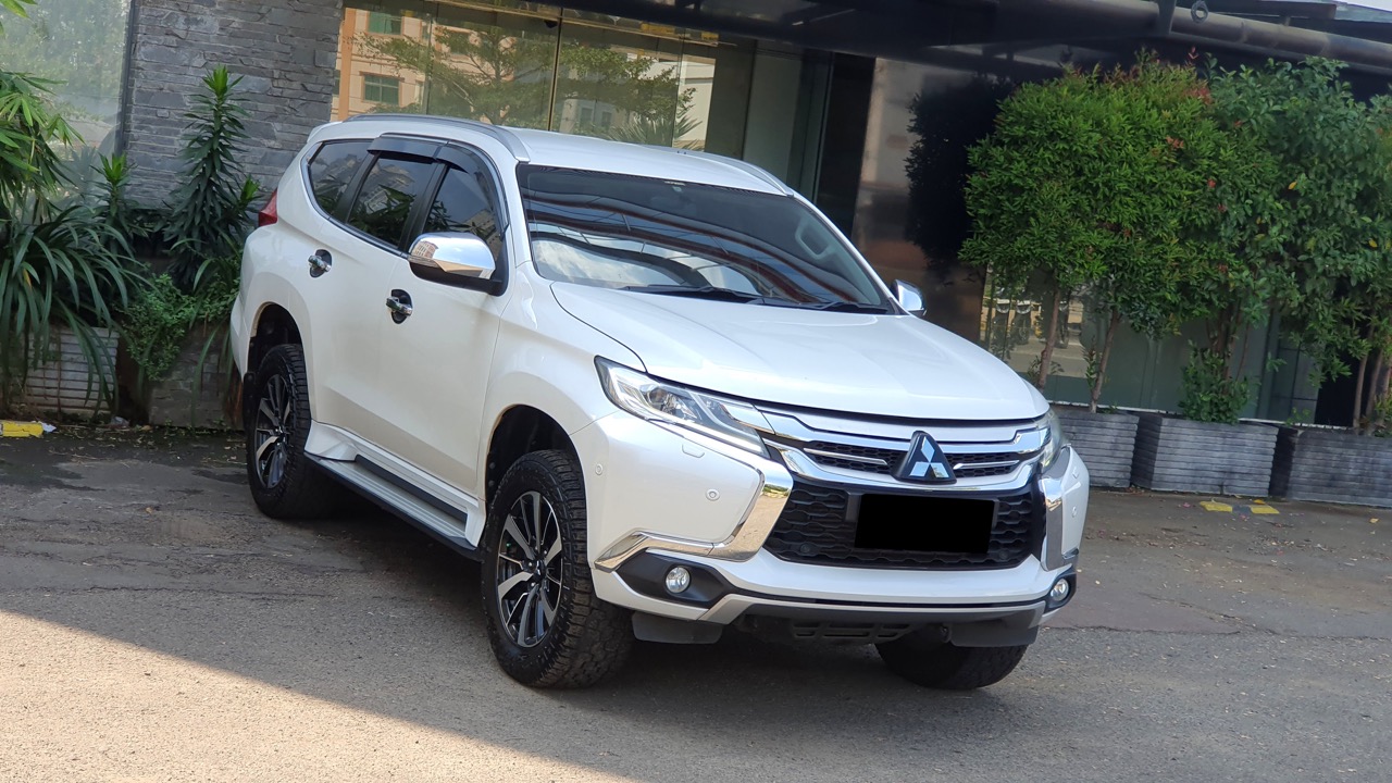 Mitsubishi Pajero 2.4 Sport Dakar Ultimate Automatic