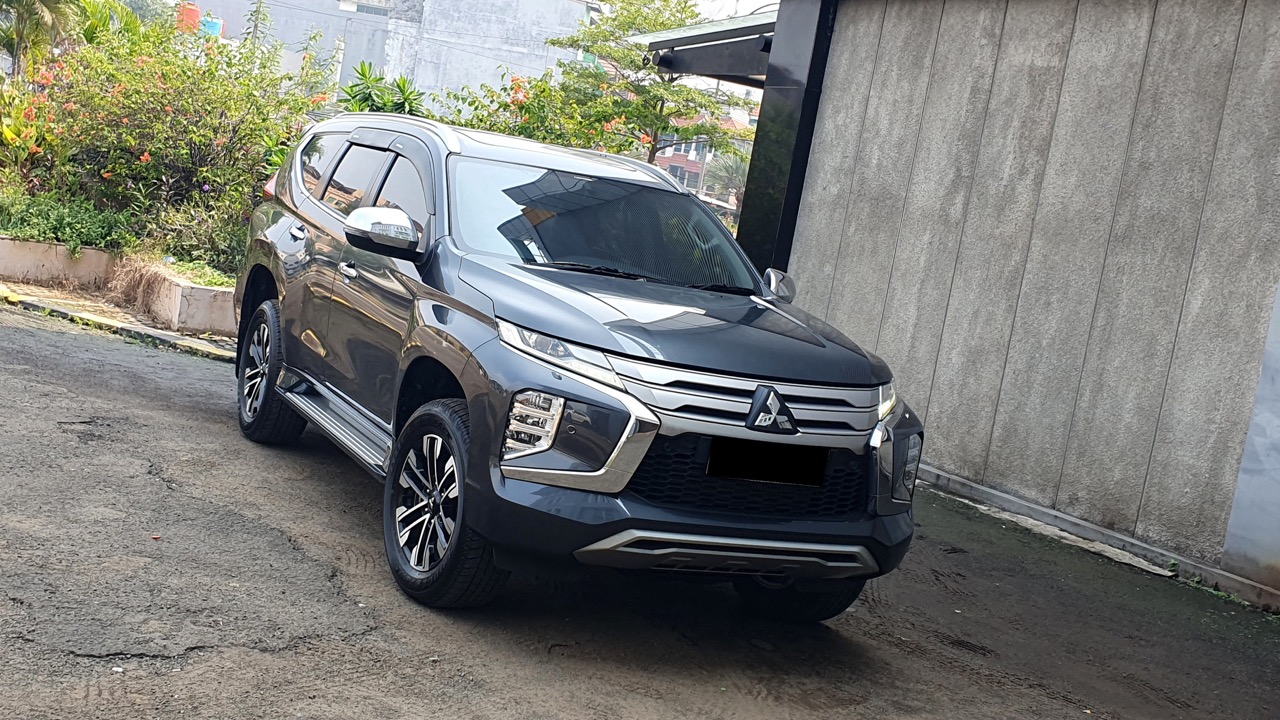 Mitsubishi Pajero 2.4 Sport Dakar Automatic