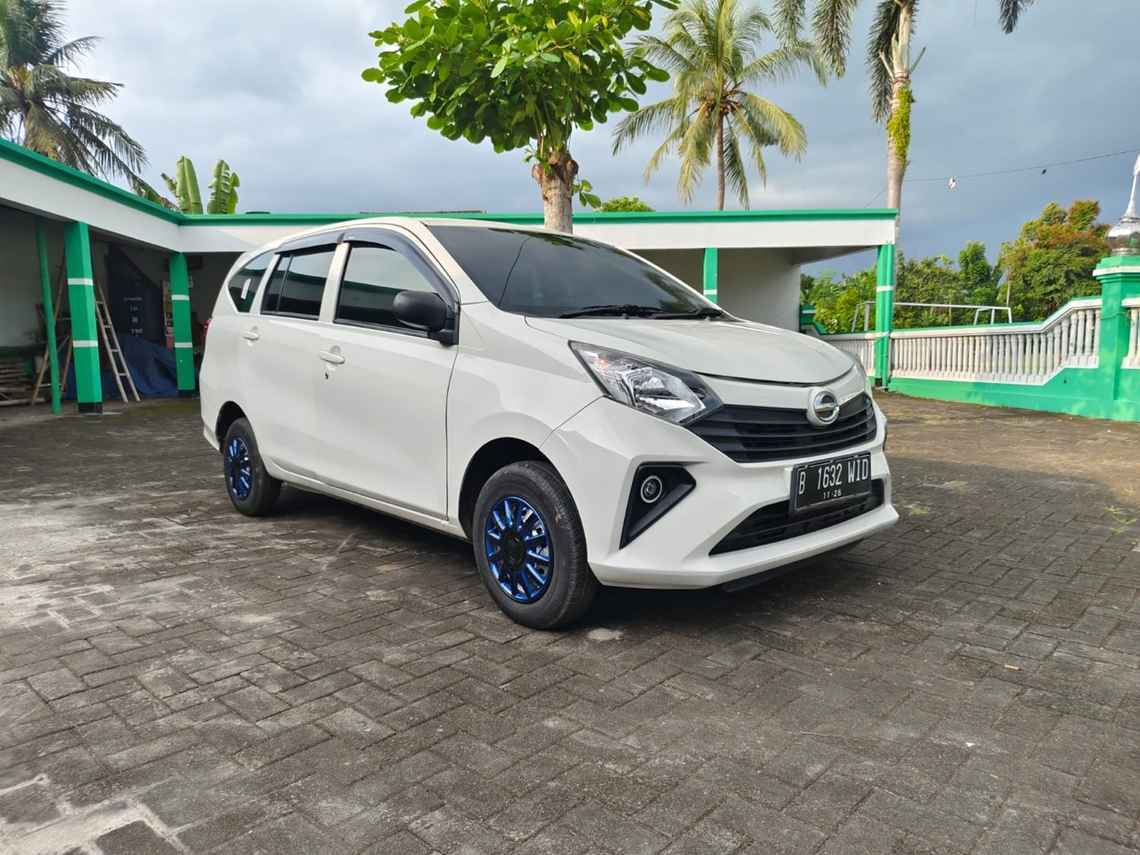 Daihatsu Sigra 1.0 D Manual