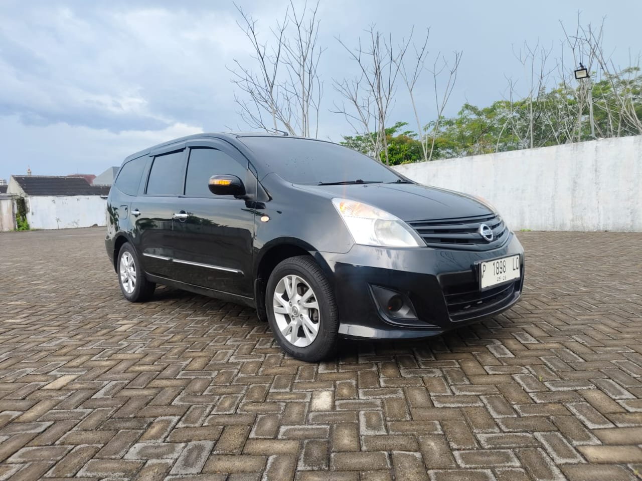 Nissan Grand Livina 1.5 Ultimate Automatic