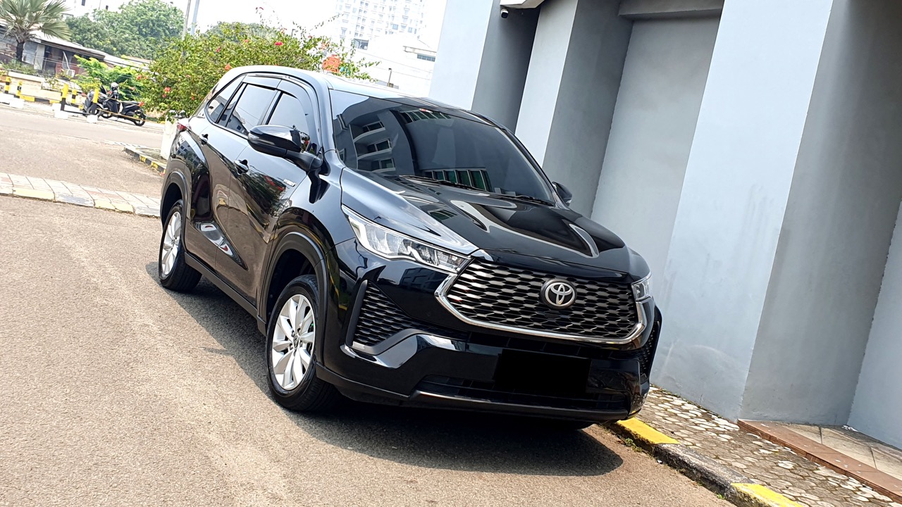 Toyota Kijang Innova 2.0 V Automatic