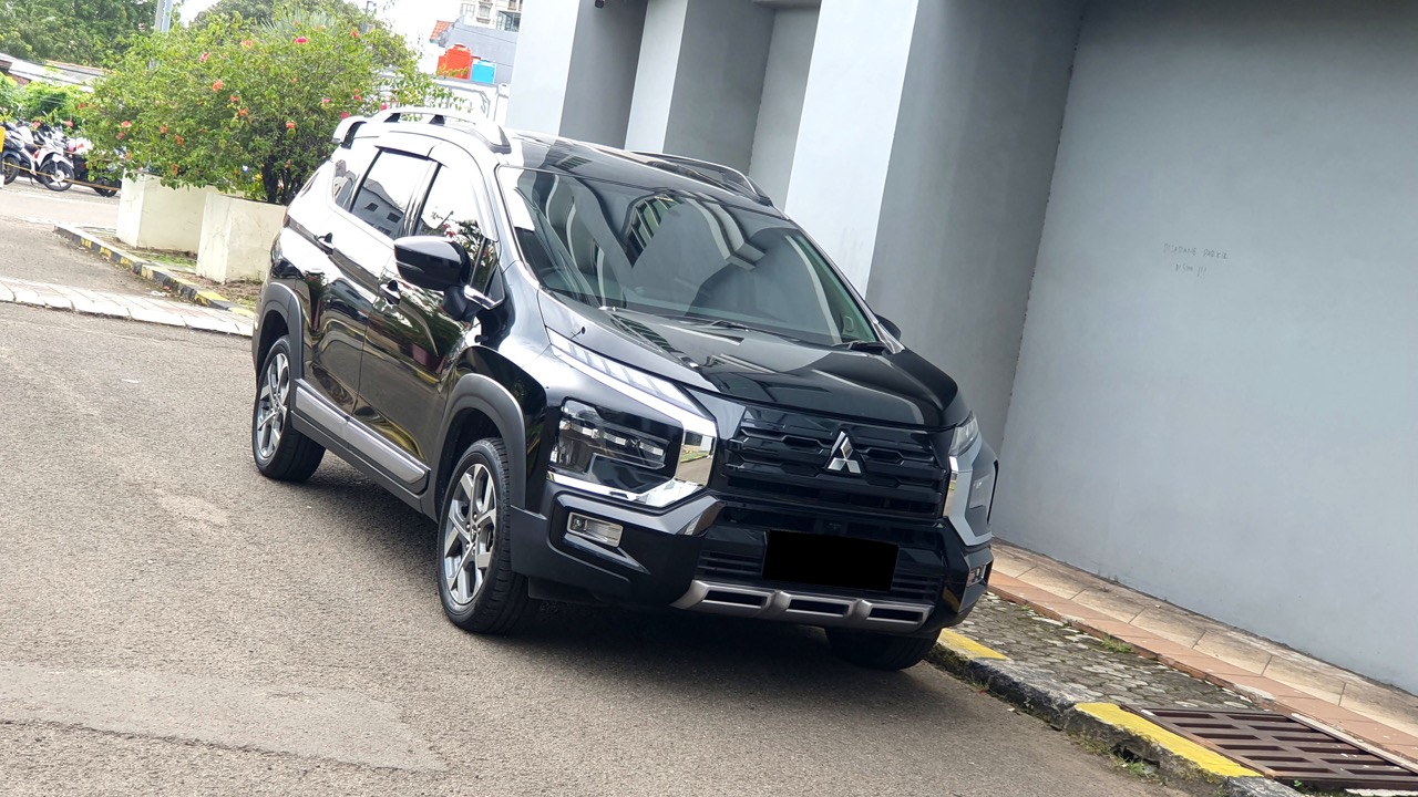 Mitsubishi XPander Cross 1.5 Premium Plus Automatic