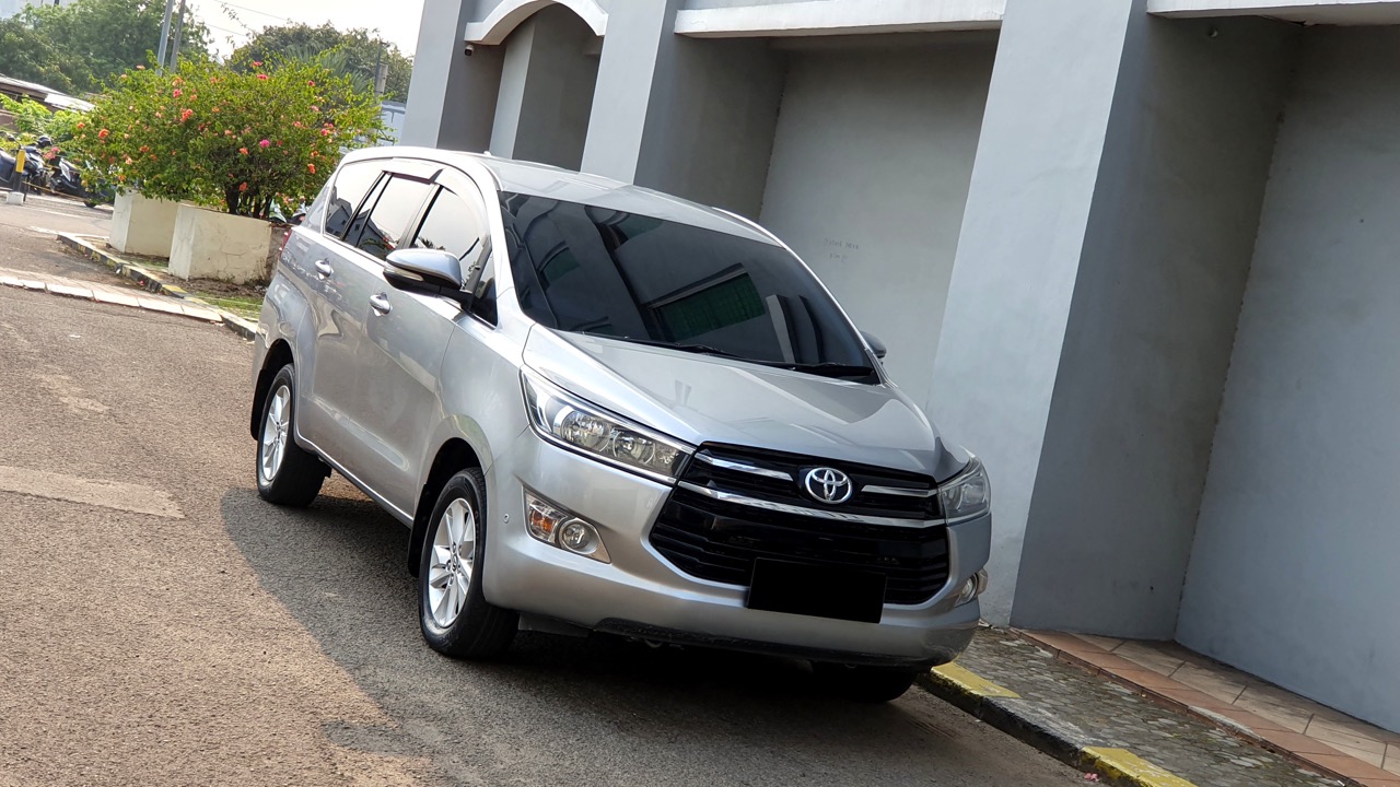 Toyota Kijang Innova Reborn 2.4 V Automatic