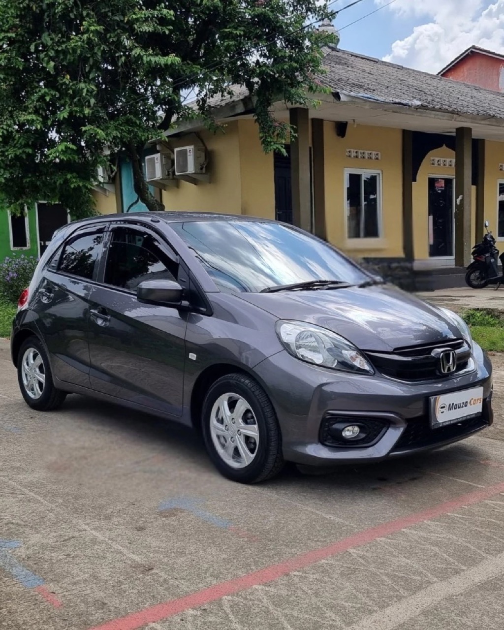 Honda Brio 1.2 E Satya Automatic