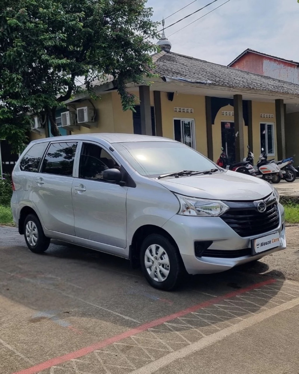 Daihatsu Xenia 1.0 D Manual