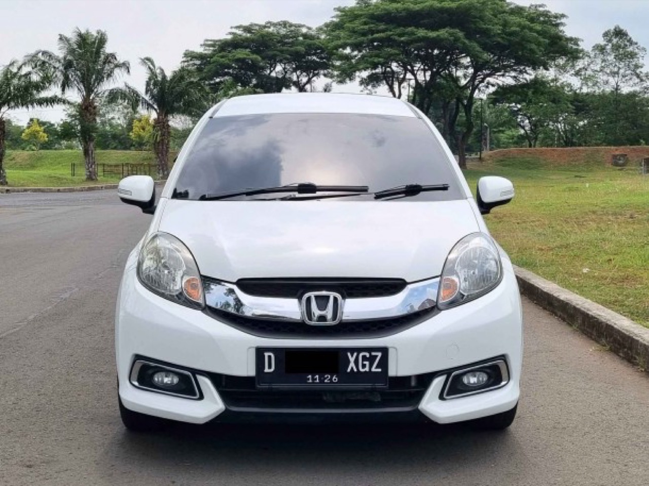Honda Mobilio 1.5 E Automatic