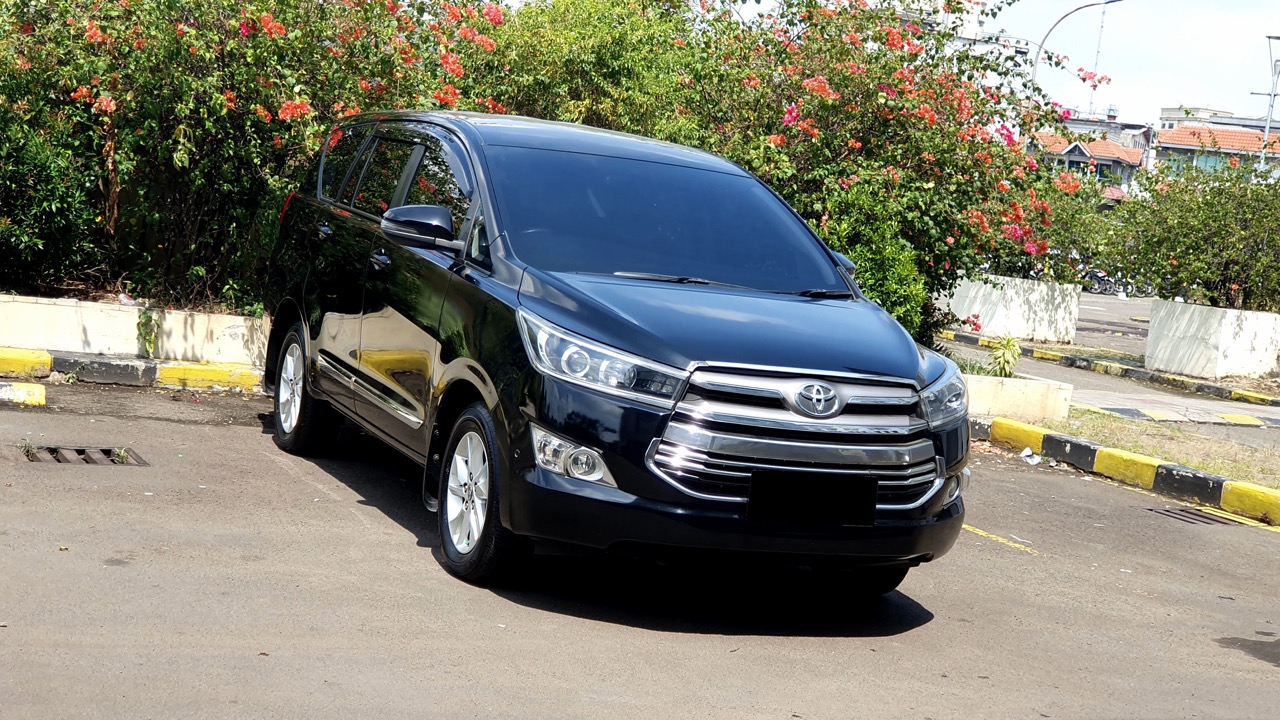 Toyota Kijang Innova Reborn 2.4 V Automatic
