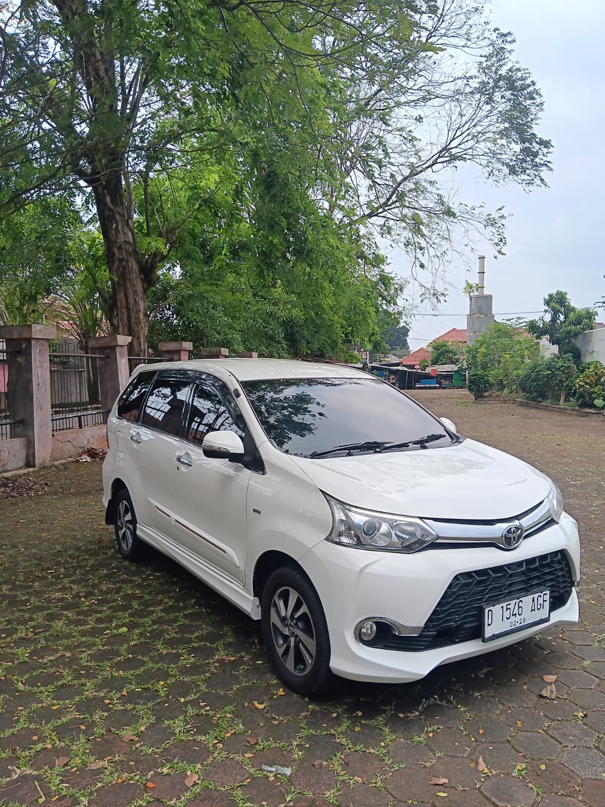 TOYOTA AVANZA 1.5 VELOZ AT
