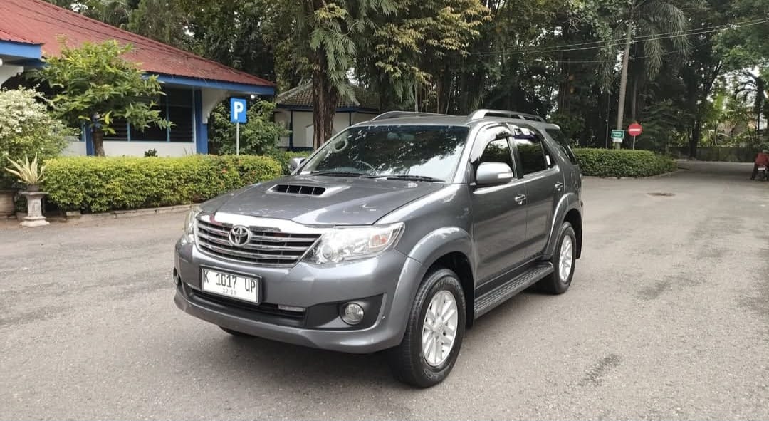 Toyota Fortuner 2.5 G AT