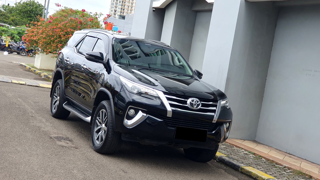 Toyota Fortuner 2.4 VRZ Automatic