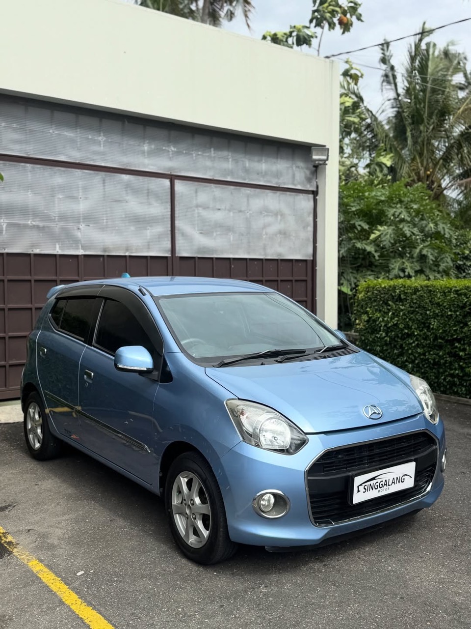 Daihatsu Ayla X Manual