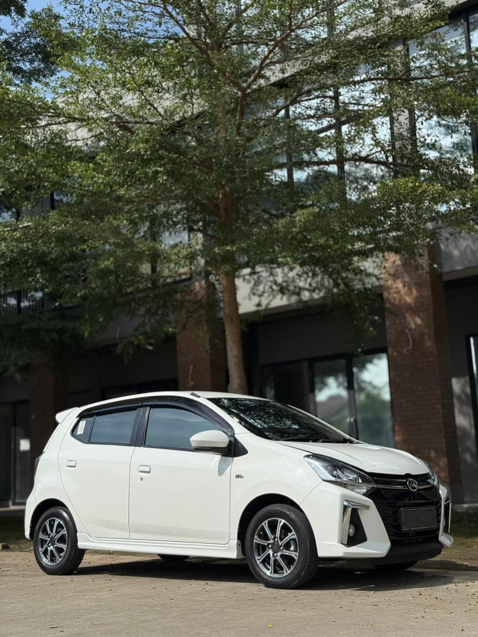 Daihatsu Ayla 1.2 R Manual