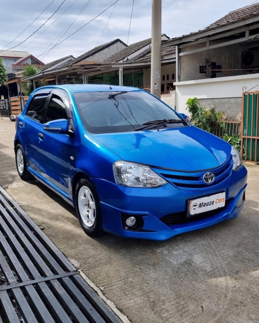 Toyota Etios Valco 1.2 G Manual