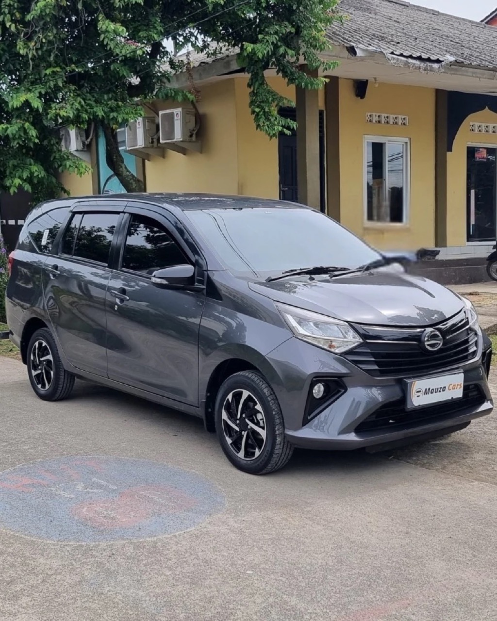 Daihatsu Sigra 1.2  R Automatic