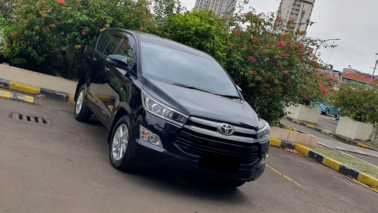 Toyota Kijang Innova Reborn 2.0 V Automatic