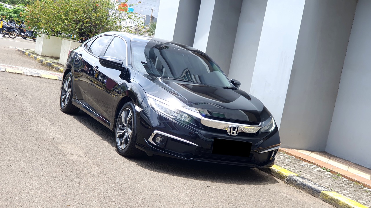 Honda Civic 1.5 ES Turbo Automatic