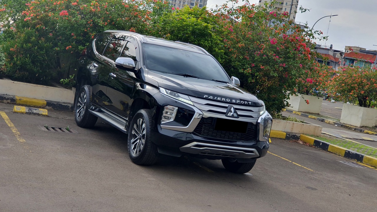 Mitsubishi Pajero Sport Dakar Automatic