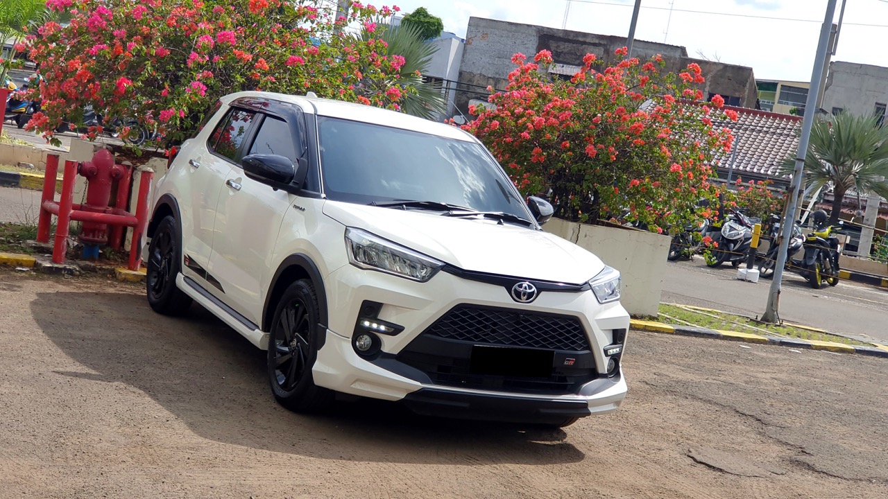 Toyota Raize 1.0 GR Sport Turbo Automatic