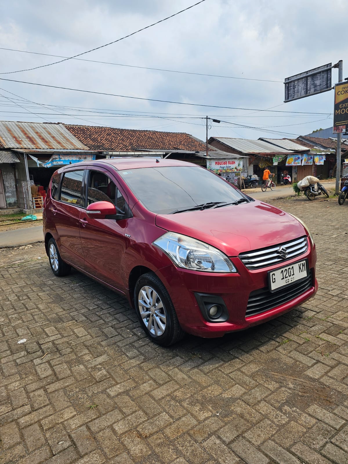 SUZUKI ERTIGA 1.4 GL MT