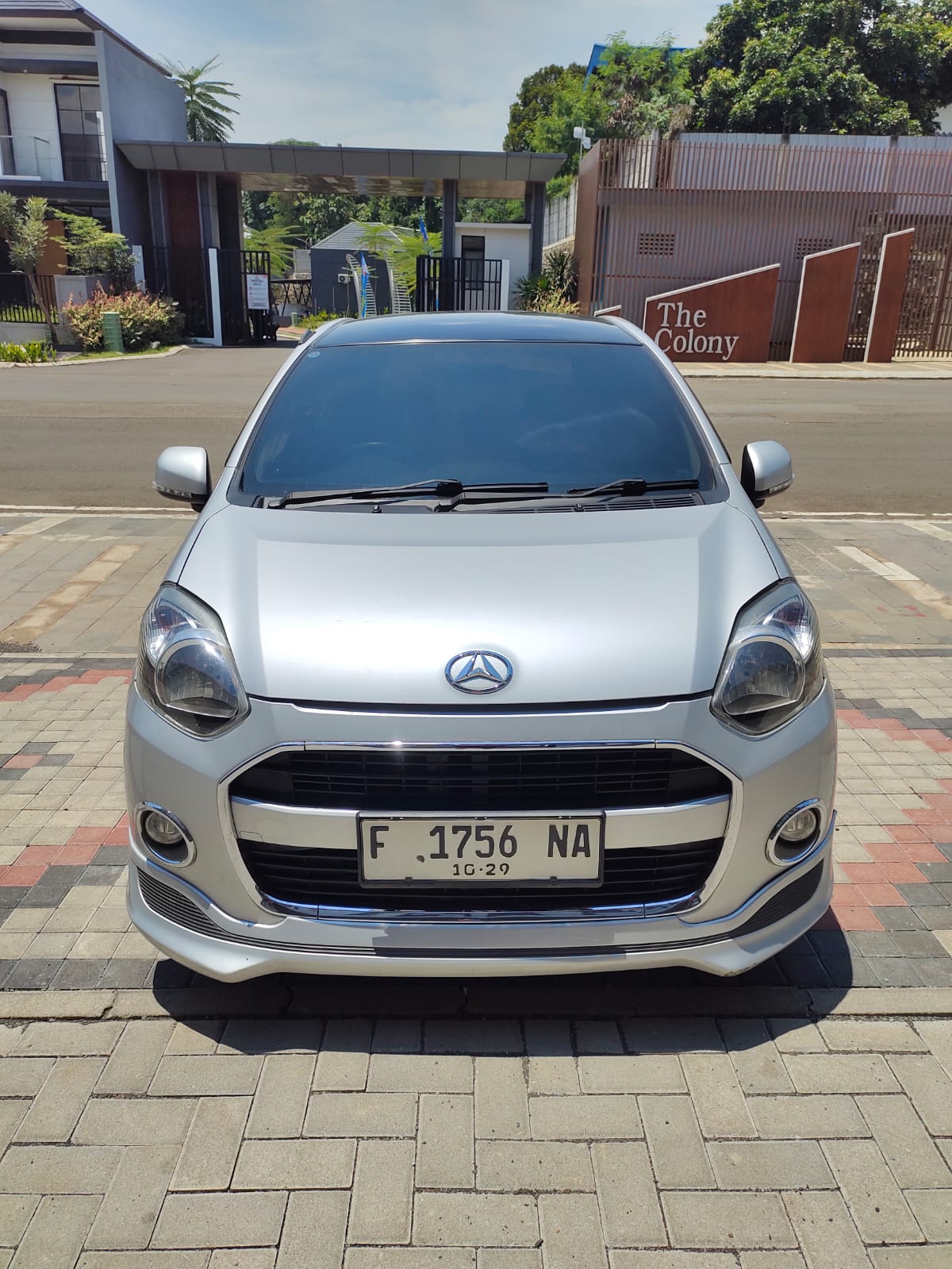 Daihatsu Ayla 1.0 X MT