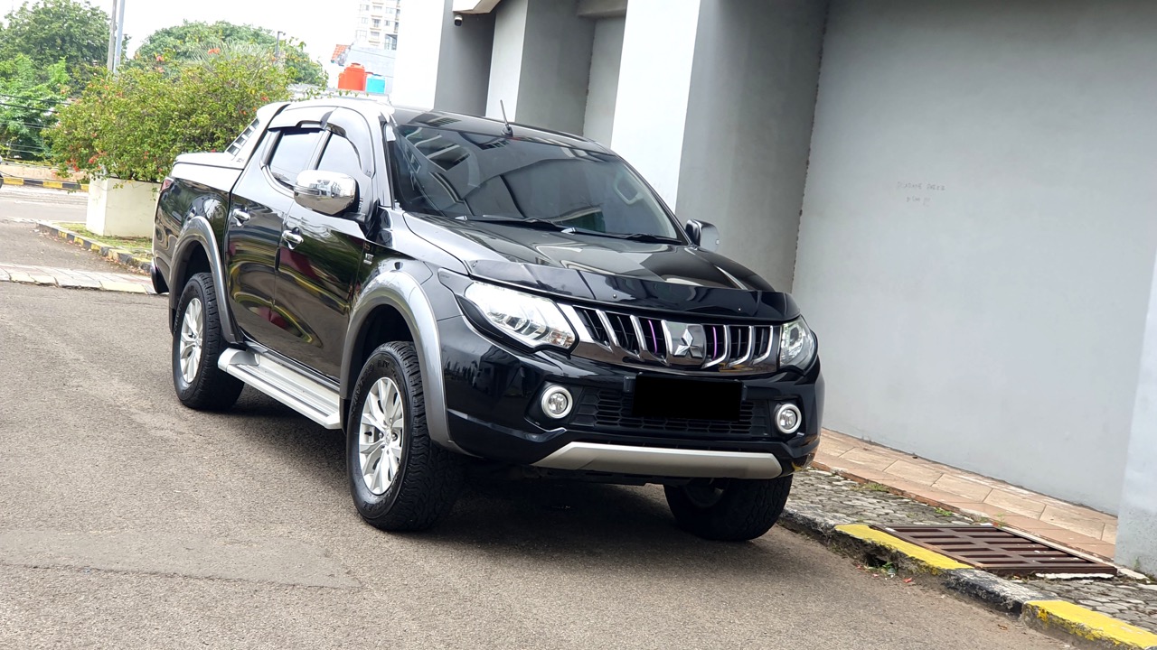 Mitsubishi Triton 2.5 Exceed AWD Automatic