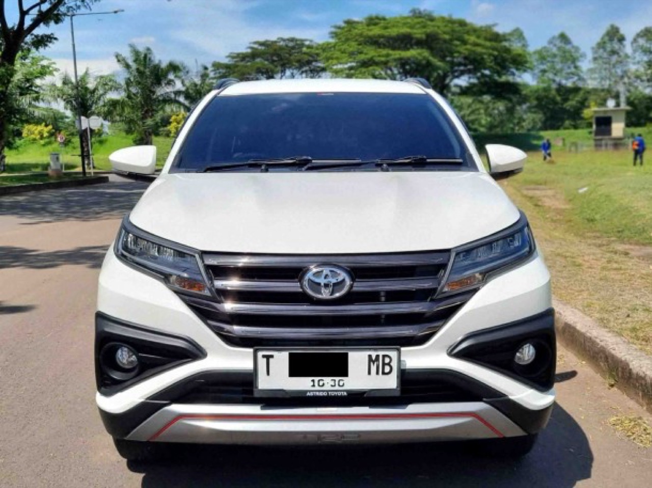 Toyota Rush 1.2 TRD Manual