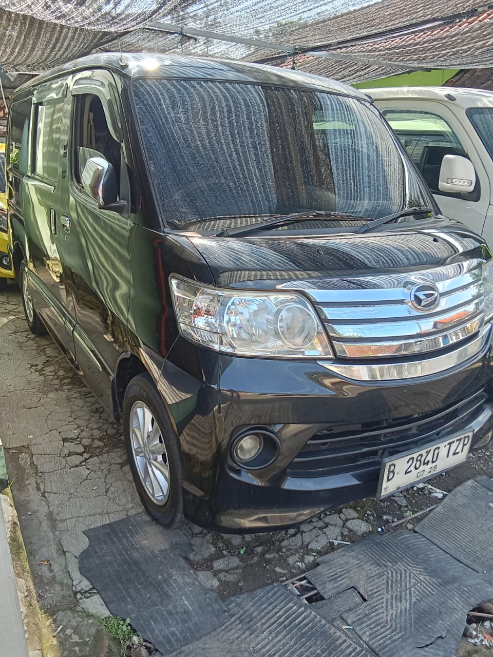 Daihatsu Luxio 1.5 X MT