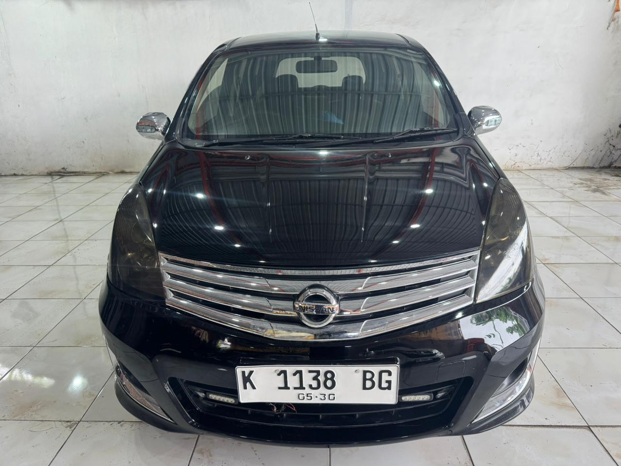 Nissan Grand livina 1.5 SV MT