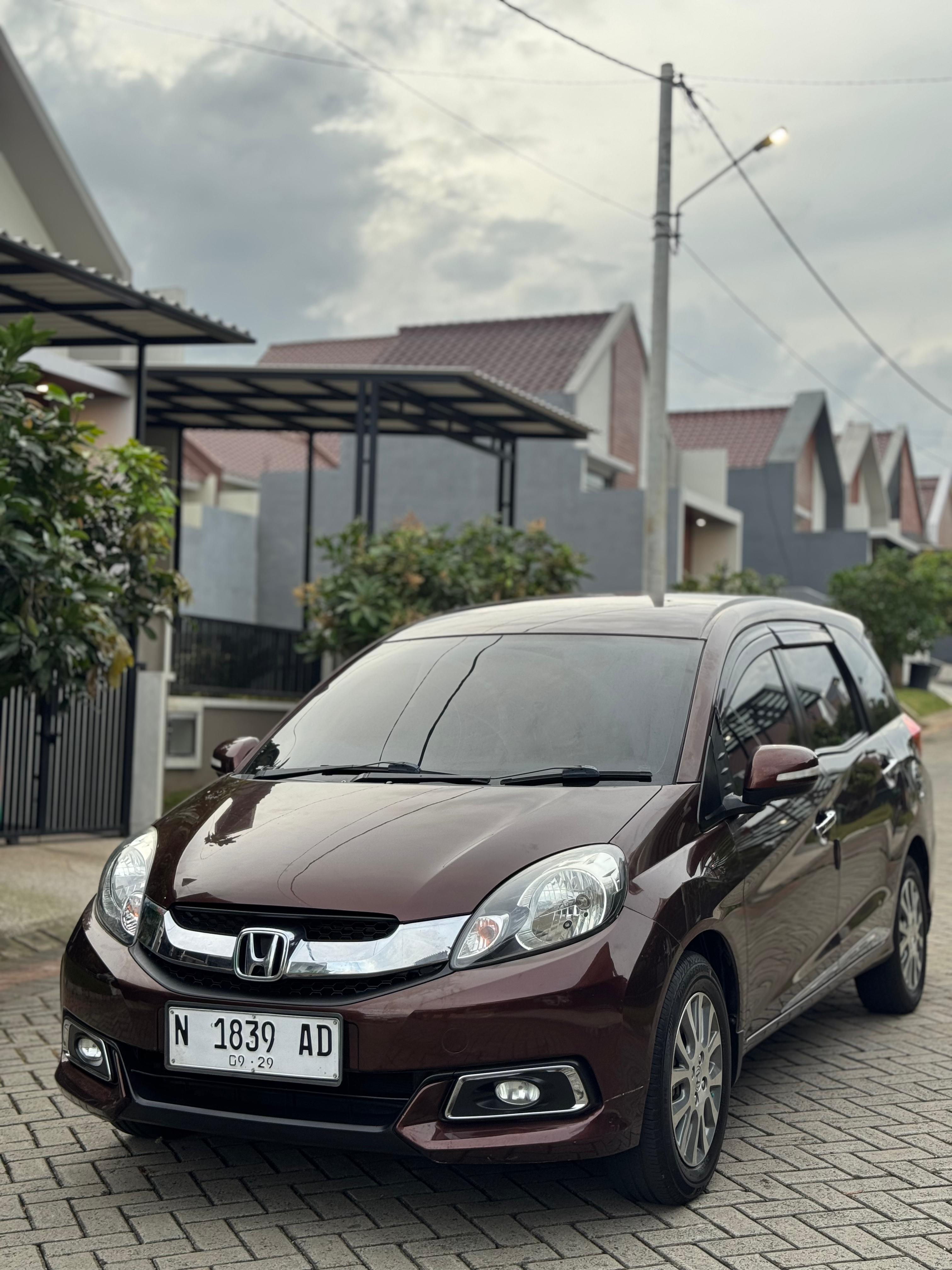 HONDA MOBILIO 1.5 E AT